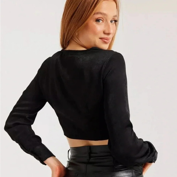 Only Satin Black Mille Cropped Satin Twist  Crop Top With Balloon Sleeves Large - Picture 5 of 10